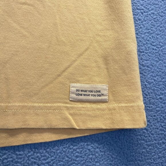 Men’s Life Is Good Size M “Ocean State Of Mind” Gold & Green Surfer T Shirt - Picture 10 of 11